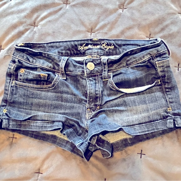 American Eagle Outfitters Pants - American Eagle Jean Shorts Sz 6